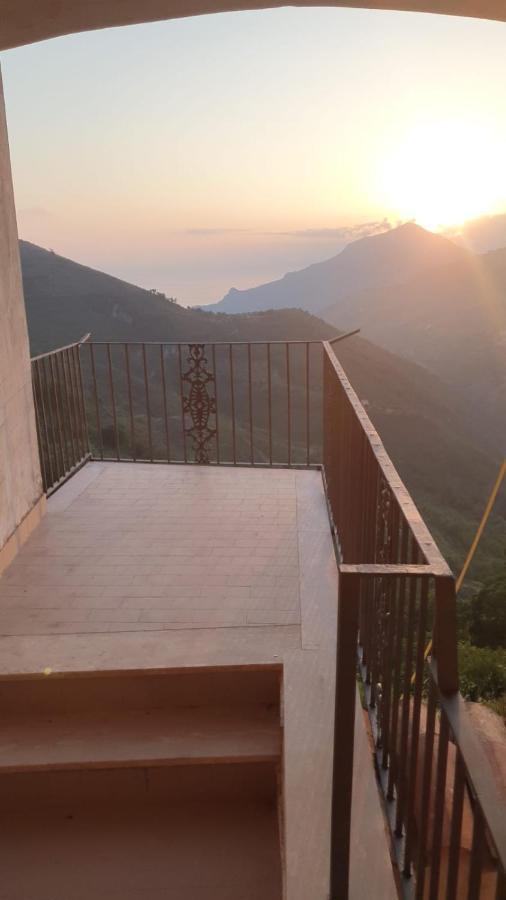 Appartamento "Al Borgo Antico" Aieta Extérieur photo
